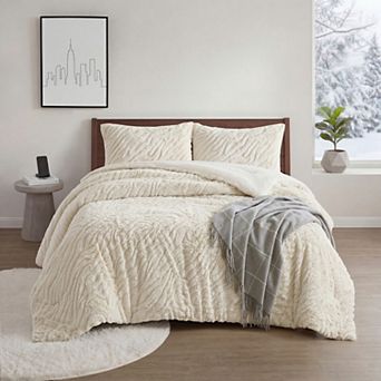 510 Design Ivory Faux Fur 3 pc Comforter Set