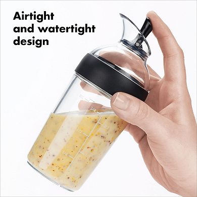 Small Capacity Black Dressing Shaker, Easy-Pour Bottle for Salads