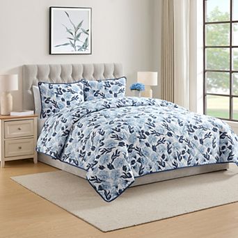 VCNY Home Whisper Blue Floral 3 pc Full/Queen Quilt Set with Shams