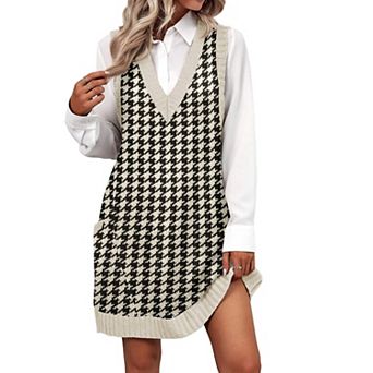 Zeagoo Oversized Sweater Vest V Neck Sleeveless Sweaters for Women Casual Soft Knit Solid Color Tops