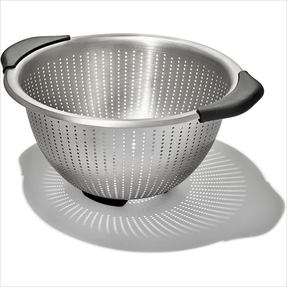 Stainless Steel Colander 5 Qt, Non-Slip Handles for Pasta Vegetables ...