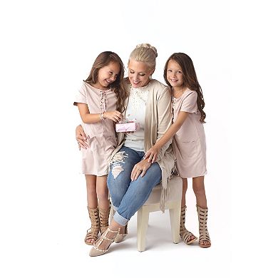 Chanteur/Girl/Heart Dangle White Gold Paladdium Leverback Earring