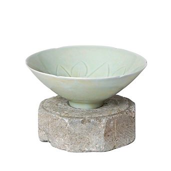 Porcelain Small Lotus Conical Bowl