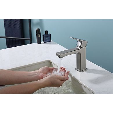 Single-Handle Bathroom Faucet with Splash-Free Aerator for 1-Hole Sinks