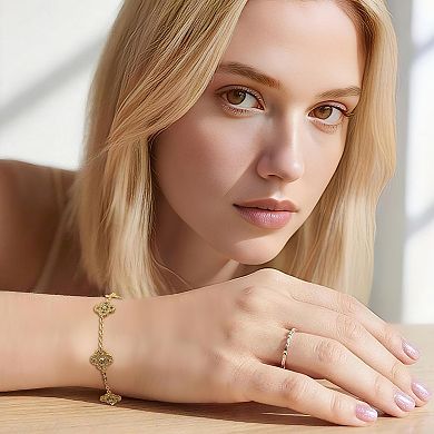 Four-leaf clover bracelet