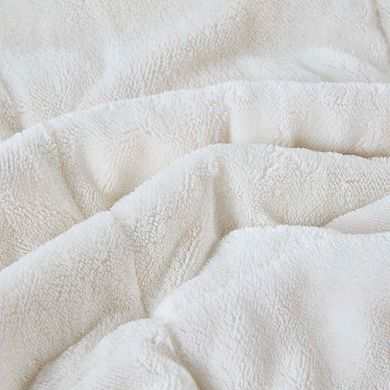 Reversible HeiQ Smart Temperature Blanket
