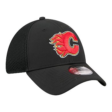 Men's New Era Black Calgary Flames Logo 39THIRTY Flex Hat