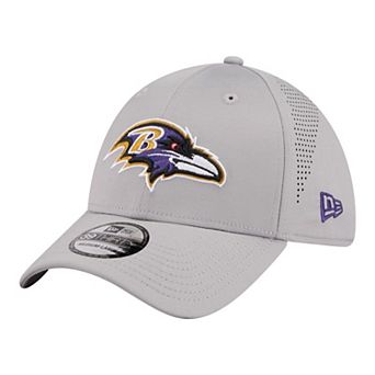 Men's New Era Gray Baltimore Ravens Perforated 39THIRTY Flex Hat
