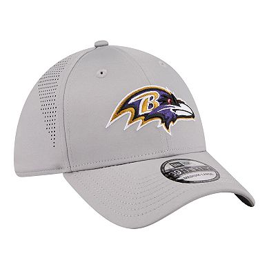 Men's New Era Gray Baltimore Ravens Perforated 39THIRTY Flex Hat