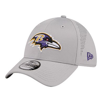 Men's New Era Gray Baltimore Ravens Perforated 39THIRTY Flex Hat