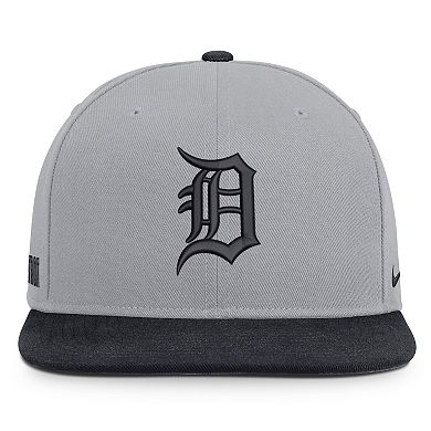 Men's Nike Gray/Navy Detroit Tigers Primetime Pro Dri-FIT Snapback Hat