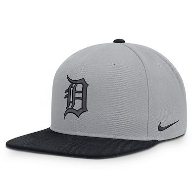 Men's Nike Gray/Navy Detroit Tigers Primetime Pro Dri-FIT Snapback Hat