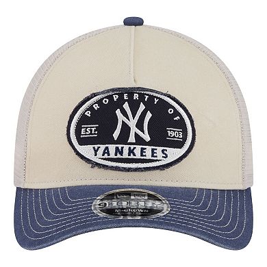 Men's New Era Light Beige/Navy New York Yankees Frayed M-Crown A-Frame 9FORTY Trucker Adjustable Hat