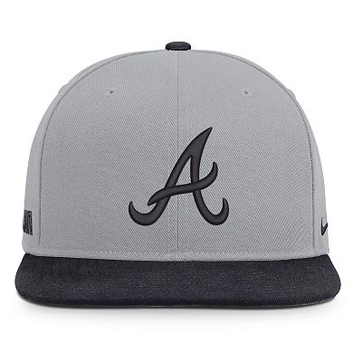 Men's Nike Gray/Navy Atlanta Braves Primetime Pro Dri-FIT Snapback Hat