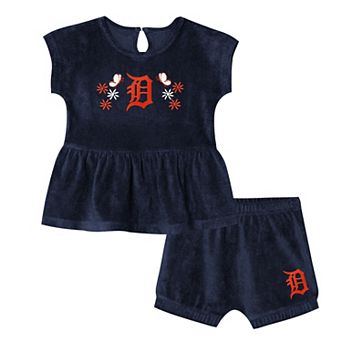 Girls Toddler Outerstuff Navy Detroit Tigers Hop Base Fashion T-Shirt & Shorts Set
