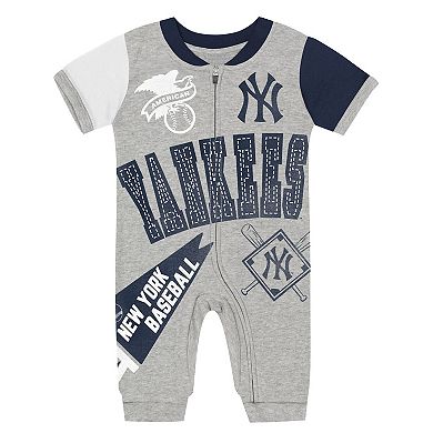 Infant Outerstuff Gray New York Yankees Hitter Up Full-Zip Jumper
