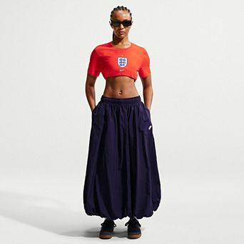 Women's Nike Red England National Team Crest T-Shirt