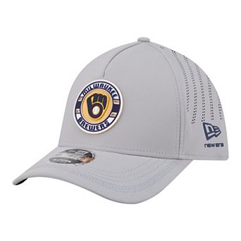 Men's New Era Gray Milwaukee Brewers Patch 39THIRTY A-Frame M-Crown Perforated Flex Hat