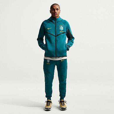 Men's Nike Green Brazil National Team 2026 Tech Fleece Windrunner Raglan Full-Zip Hoodie