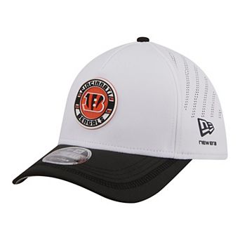 Men's New Era White/Black Cincinnati Bengals Patch 39THIRTY A-Frame M-Crown Perforated Flex Hat