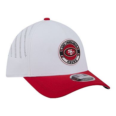 Men's New Era White/Scarlet San Francisco 49ers Patch 39THIRTY A-Frame M-Crown Perforated Flex Hat