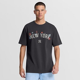 Men's Fanatics Anthracite New York Yankees Bloom​ T-Shirt