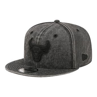 Men's New Era Black Chicago Bulls Washed Tonal 9FIFTY Snapback Hat