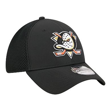 Men's New Era Black Anaheim Ducks Logo 39THIRTY Flex Hat