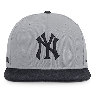 Men's Nike Gray/Navy New York Yankees Primetime Pro Dri-FIT Snapback Hat