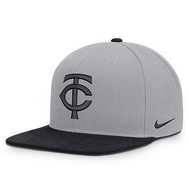 Men's Nike Gray/Navy Minnesota Twins Primetime Pro Dri-FIT Snapback Hat
