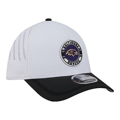 Men's New Era White/Black Baltimore Ravens Patch 39THIRTY A-Frame M-Crown Perforated Flex Hat