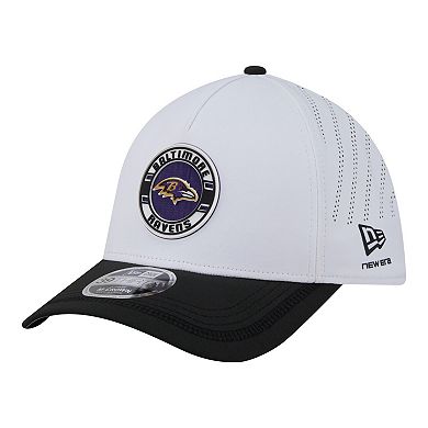 Men's New Era White/Black Baltimore Ravens Patch 39THIRTY A-Frame M-Crown Perforated Flex Hat