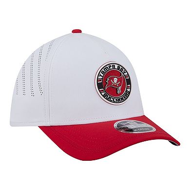 Men's New Era White/Red Tampa Bay Buccaneers Patch 39THIRTY A-Frame M-Crown Perforated Flex Hat