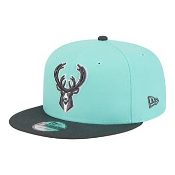 Men's New Era Turquoise/Charcoal Milwaukee Bucks Color Pack Two-Tone 9FIFTY Snapback Hat