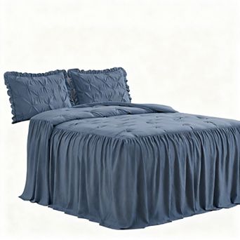 Three-piece ruffled patchwork bedspread with frills