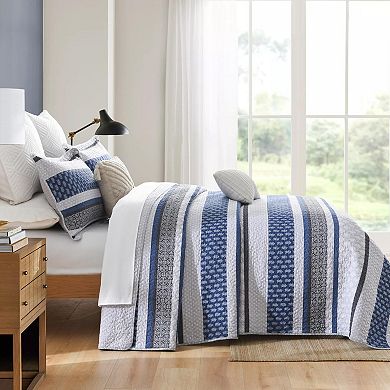 Cottage Style Bedspread Set