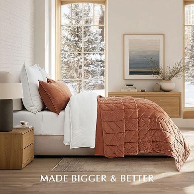 3-piece bedspread set 108 inches x 96 inches