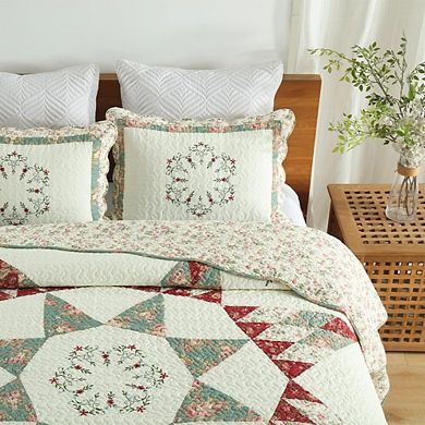 Cotton patchwork bedspread set is reversible