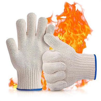 High-temperature resistant oven gloves are suitable for cooking and barbecuing.