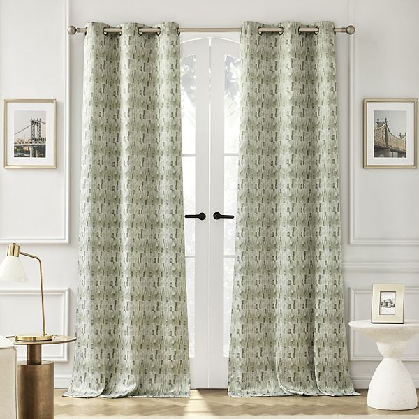 Sun Zero Vernon 2-Pack Magnetic Closure 100% Blackout Grommet