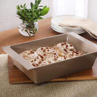 Gibson Elite Gracious Dining 2.75 Quart Stoneware Baking Dish with Acacia Lid