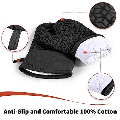 Oven gloves and pot mat set made of heat-resistant silicone