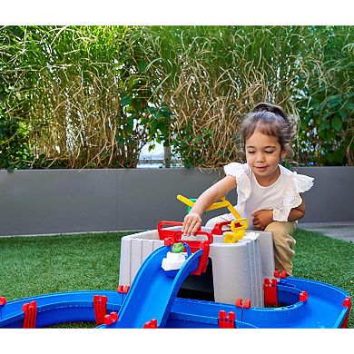 AquaPlay Harbor Waterway Playset With 3 Toy Boats & 2 Animal Figures