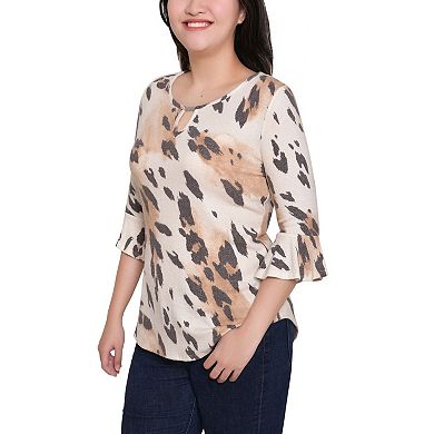 3/4 Bell Sleeve Top With Hardware