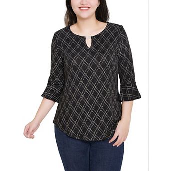 3/4 Bell Sleeve Top With Hardware