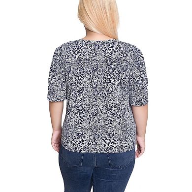 Plus Size Short Sleeve Scoop Neck Top
