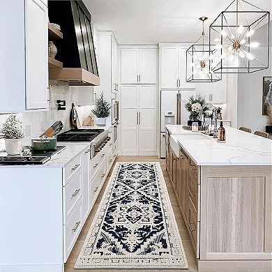 Vintage Medallion Runner Rug, Non-Slip Floral Textured Low Pile Rug for Entryway Hallway Kitchen