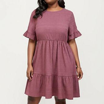 Women's Plus Size Short Sleeve Textured Dress with Crew Neck Tiered Skirt Ruffle Sleeve Detail