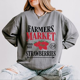 Farmers Market Strawberries - Women's Lightweight Garment Dyed Sweatshirt