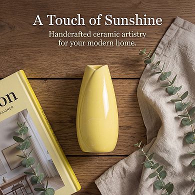 Modern Vase Matte Ribbed Decorative Flower Vase for Desktop Shelf Minimalist Boho Home Decor Accent